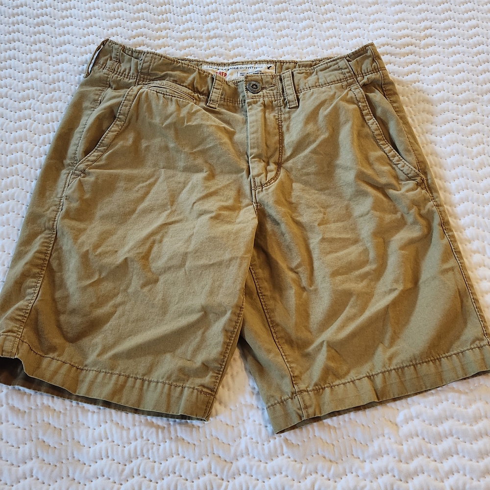 American Eagle Prep Tan Shorts Sizse 28